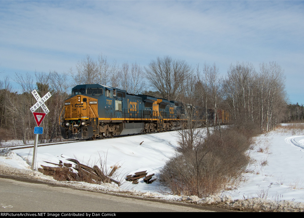 CSXT 7787 Leads L070 at Spragues Mills Rd. in Greene